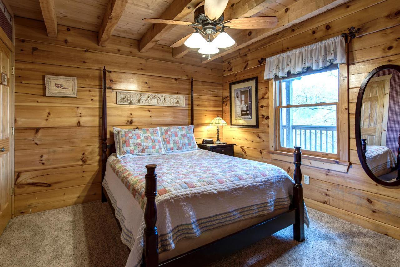 Lazy Cub Lodge Pigeon Forge Ngoại thất bức ảnh